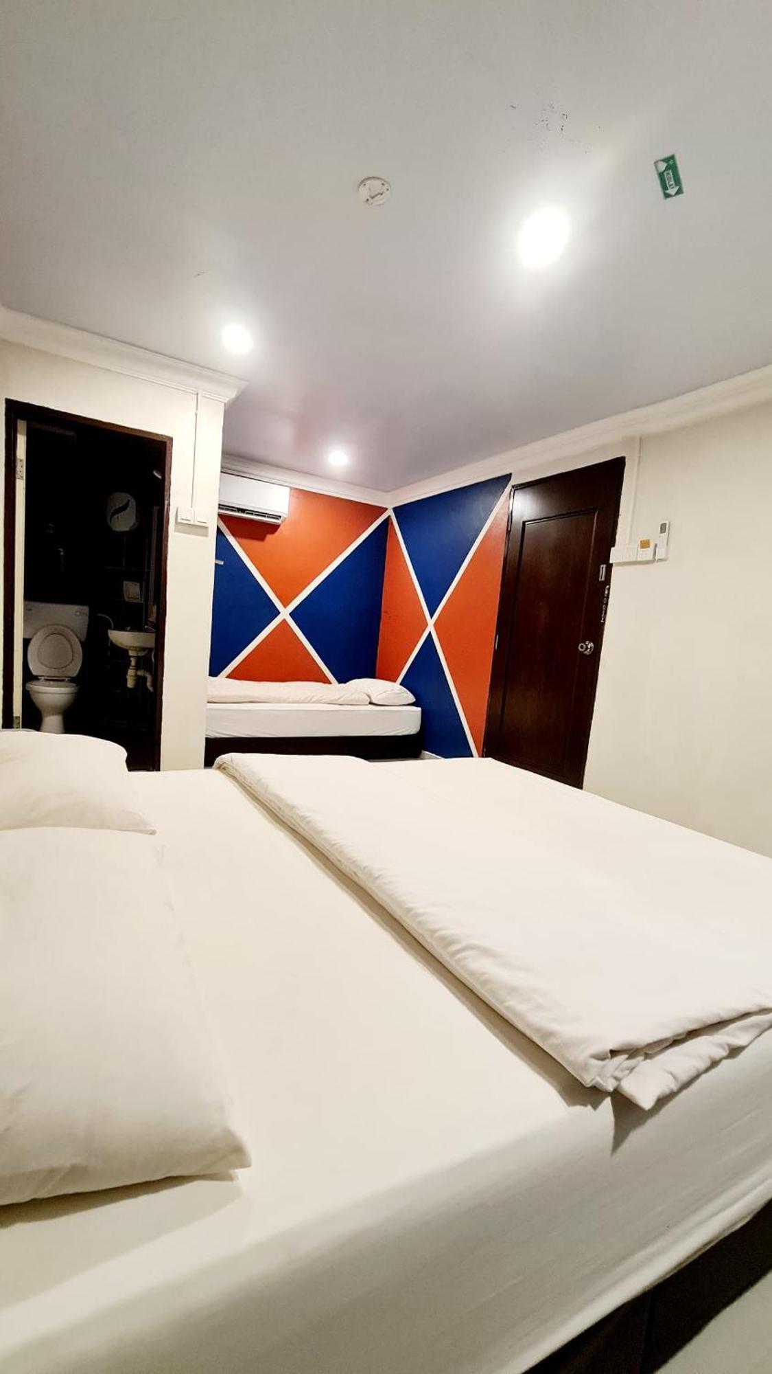 Pine Lodge By Evr Previously Yss Indrawasih Perai Exterior photo