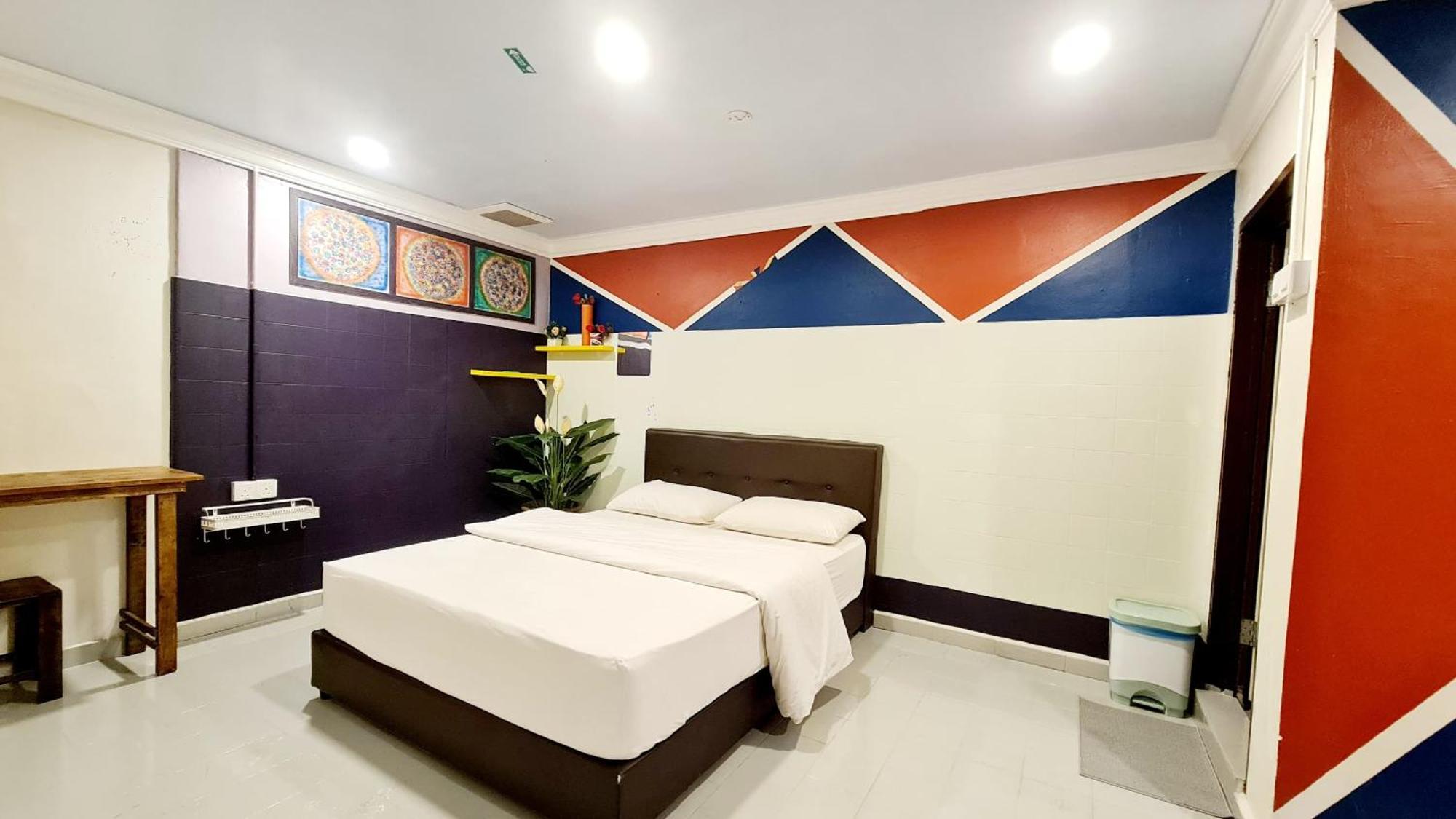 Pine Lodge By Evr Previously Yss Indrawasih Perai Exterior photo